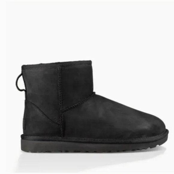 UGG Classic II Mini boots black sz 5 - Picture 2 of 5